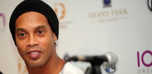 Ronaldinho spielte unter anderem für PSG und den FC Barcelona Ronaldinho