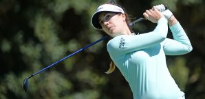 Sandra Gal ist mäßig in Carlsbad gestartet Sandra Gal