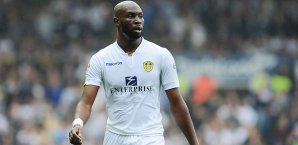 Bissfest: Souleymane Doukara von Leeds United Souleymane Doukara; Leeds United