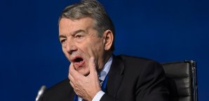 Wolfgang Niersbach steht im Zusammenhang mit Stimmenkäufen bei der WM-Vergabe 2006 unter Druck Wolfgang Niersbach