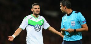 Viktor Kassai pfiff bereits die CL-Vorrundenpaarung zwischen Wolfsburg und Manchester United Viktor Kassai