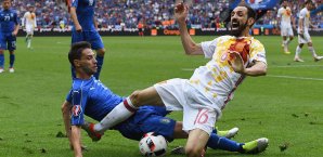 Mattia De Sciglio kegelte mit Italien Titelverteidiger Spanien aus dem Turnier Mattia De Sciglio