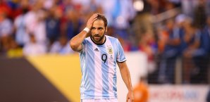 Gonzalo Higuain wurde in der vergangenen Saison Torschützenkönig in Italien Gonzalo Higuain