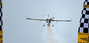 Matthias Dolderer gehört zu den Pionieren im Air Racing Matthias Dolderer