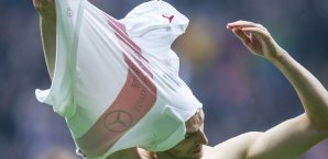 Ursprünglich wollte der VfB sein Dritttrikot in der Farbe Silber produzieren VfB Stuttgart