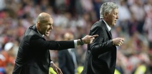 Zidane gewann als Co-Trainer unter Ancelotti 2014 die Champions League Carlo Ancelotti, Zinedine Zidane
