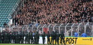 Im Pokalspiel zwischen Frankfurt und Magdeburg kam es zu Ausschreitungen Eintracht Frankfurt, 1. FC Magdeburg
