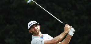 Dustin Johnson wird seiner Favoritenrolle gerecht Golf