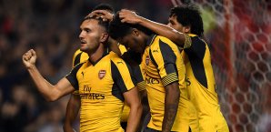 Lucas Perez traf gegen Nottingham doppelt Lucas Perez