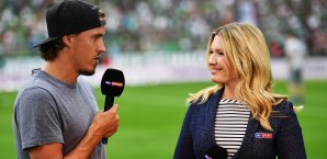 Max Kruse (l.) steht voll im Plan, was seine Reha angeht Max Kruse