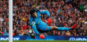 Petr Cech könnte seinen Stammplatz an David Ospina verlieren Petr Cech