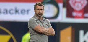 Bernd Hollerbach ist zufrieden mit dem Saisonstart 2.Bundesliga