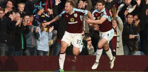 Scott Arfield trifft spät zum Burnley-Sieg Arfield