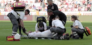 Dominic Maroh hat sich das Schlüsselbein gebrochen Bundesliga