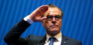 Clemens Tönnies ist Vorstandsvorsitzender des FC Schalke 04 Clemens Tönnies