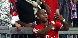 Douglas Costa