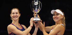 Ekatarina Makarowa und Elena Vesnina gewannen das Doppel in Singapur Ekatarina Makarowa und Elena Vesnina
