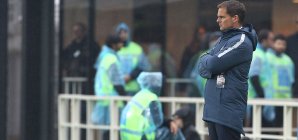 Frank de Boer steht mit Inter Mailand auf dem 14. Platz der Serie A Frank de Boer