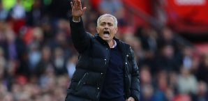 Jose Mourinho droht schon vor dem Spiel bestraft zu werden Jose Mourinho