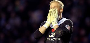 Kaspar Schmeichel erklärte, dass es eine Krisenspielersitzung bei Leicester City gab Kaspar Schmeichel