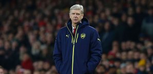 Arsene Wenger will sich noch nicht entscheiden Arsene Wenger
