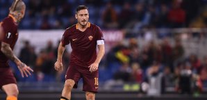 Francesco Totti kennt man eigentlich nur im Trikot der Roma Francesco Totti