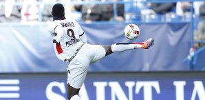 Mario Balotelli ist mit Nizza Tabellenführer in Frankreich Mario Balotelli