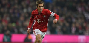 Uli Hoeneß sieht Philipp Lahm noch länger auf Platz Philipp Lahm