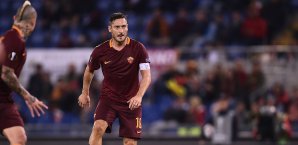 Francesco Totti will noch weiter für den AS Rom spielen Serie A