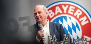 Uli Hoeneß wird als Präsident wiedergewählt Uli Hoeneß