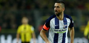 Vedad Ibisevic verlängert seinen Vertrag bei Hertha BSC wohl bis 2019 Vedad Ibisevic