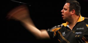 Adrian Lewis setzte sich gegen den schwedischen Underdog durch Adrian Lewis