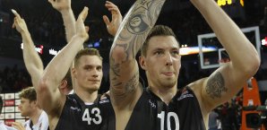 Brose Bamberg wahrt mit dem Sieg gegen Piräus die Chance auf die Playoffs Brose Bamberg