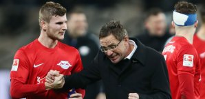 Ralf Rangnick stand auch nach dessen Schwalbe hinter Timo Werner Bundesliga