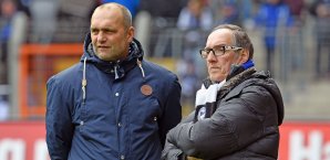 Gerrit Meinke (L) will Arminia Bielefeld in der zweiten Liga halten Gerrit Meinke