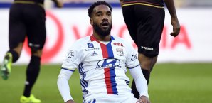 Alexandre Lacazette könnte Lyon nach der Saison verlassen Ligue 1