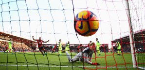 Loris Karius steht bei Liverpool in der Kritik Loris Karius
