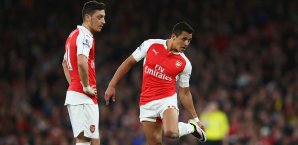 Mesut Özil und Alexis Sanchez fordern beide mehr Gehalt Premier League