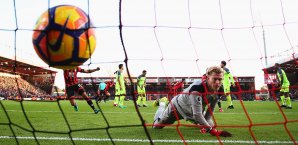 Loris Karius steht in England in der Kritik Premier League