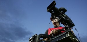 Die Premier League steht vor einem neuen TV-Deal Premier League