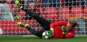 Loris Karius hat vorerst seinen Stammplatz an Simon Mignolet verloren Premier League