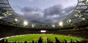 West Ham United spielt seit dieser Saison im Olympiastadion in London Premier League