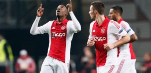 Riechedly Bazoer wechselt offenbar zum VfL Wolfsburg Riechedly Bazoer