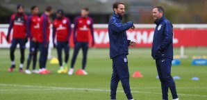 Steve Holland bleibt Southgate-Assistent Steve Holland