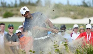 Tiger Woods legt einen starken Tag hin Tiger Woods