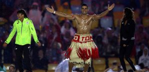 Pita Taufatofua will auch zu den Winterspielen nach Südkorea Wintersport