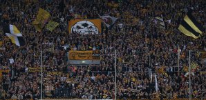 Dresden Fans hatten unter Anderem einen Bullenkopf in den Innenraum geworfen Dynamo Dresden