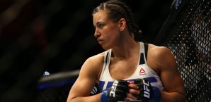 Holly Holm tritt gegen Bethe Correia an Holly Holm