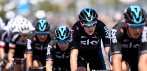 Team Sky steht unter Motor-Doping-Verdacht Team Sky