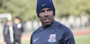 Carlos Tevez setzt momentan mit einer Verletzung aus Carlos Tevez